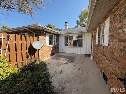 Tiny photo for 564 W GARDNER Court, Marion, IN 46952 (MLS # 202541333)