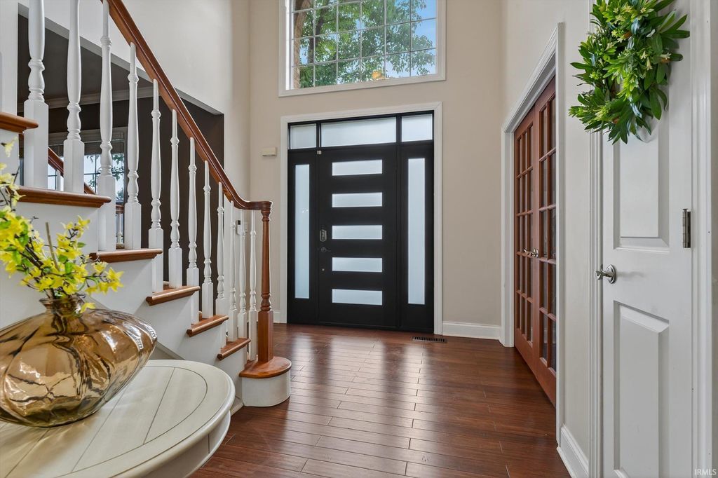 Photo of 50920 Northbrook Shores Drive, Granger, IN 46530 (MLS # 202608360)