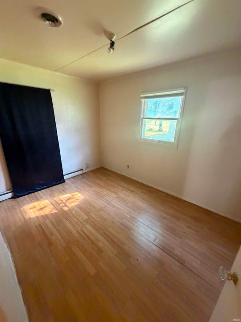 Tiny photo for 3517 Smith Street, Fort Wayne, IN 46806 (MLS # 202636868)