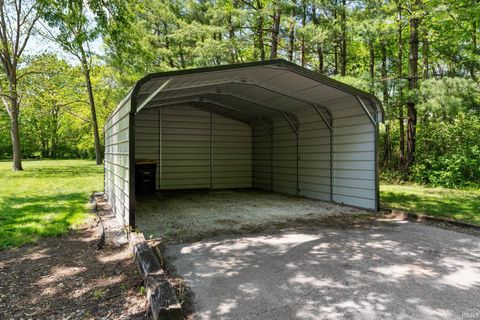 Tiny photo for 204 N Robinson Street, Delphi, IN 46923 (MLS # 202616805)