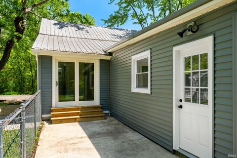 Tiny photo for 204 N Robinson Street, Delphi, IN 46923 (MLS # 202616805)