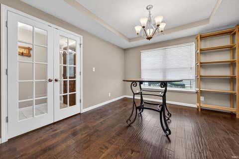 Tiny photo for 1229 CANTERVIEW Way, Kokomo, IN 46901 (MLS # 202621365)