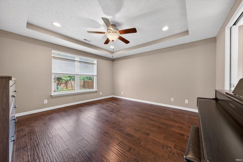 Tiny photo for 1229 CANTERVIEW Way, Kokomo, IN 46901 (MLS # 202621365)