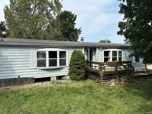 5835 E SCHRADER RD, COLUMBIA CITY, IN 46725 - Image e249bf23e4cf63b9a3b36e6eac590dae/812457153