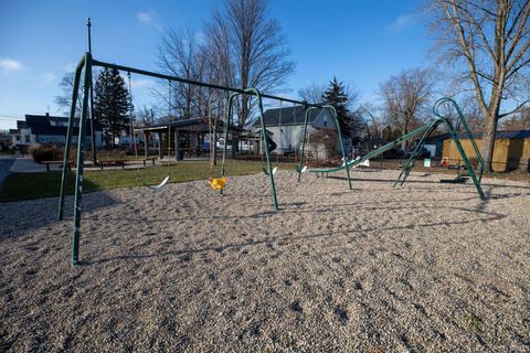 Tiny photo for 991 N Main Street, Kewanna, IN 46939 (MLS # 202604014)