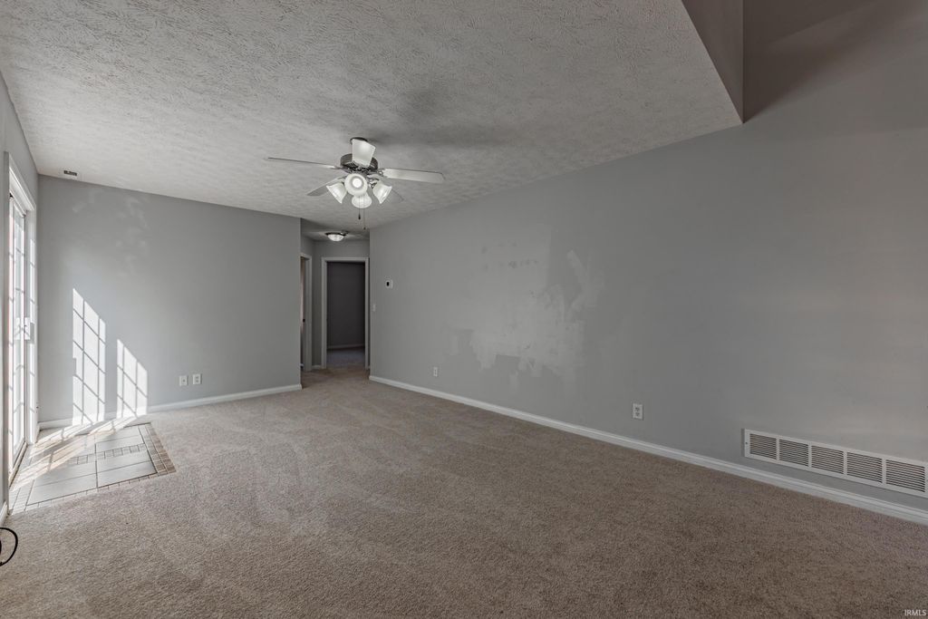 Photo of 4150 Shadwell Drive, Evansville, IN 47715 (MLS # 202604696)