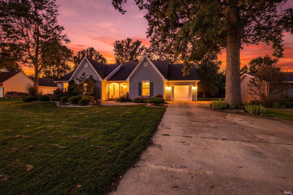 Photo of 711 Laura Lane, Sweetser, IN 46987 (MLS # 202635599)