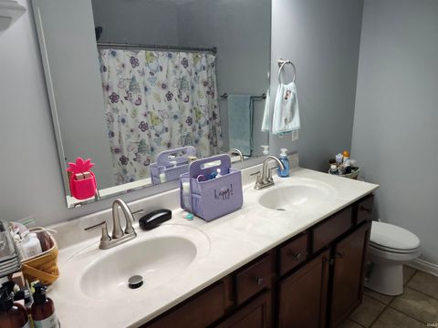 Tiny photo for 12930 Kingsley Court, Evansville, IN 47725 (MLS # 202612302)