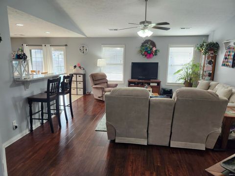 Tiny photo for 12930 Kingsley Court, Evansville, IN 47725 (MLS # 202612302)