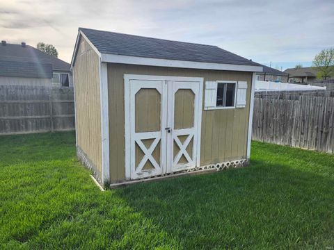 Tiny photo for 12930 Kingsley Court, Evansville, IN 47725 (MLS # 202612302)