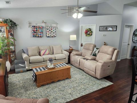 Tiny photo for 12930 Kingsley Court, Evansville, IN 47725 (MLS # 202612302)