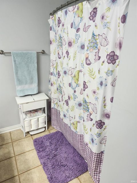 Tiny photo for 12930 Kingsley Court, Evansville, IN 47725 (MLS # 202612302)