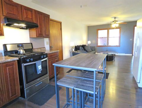 Tiny photo for 3634 E Conwell Drive, Monticello, IN 47960 (MLS # 202547155)