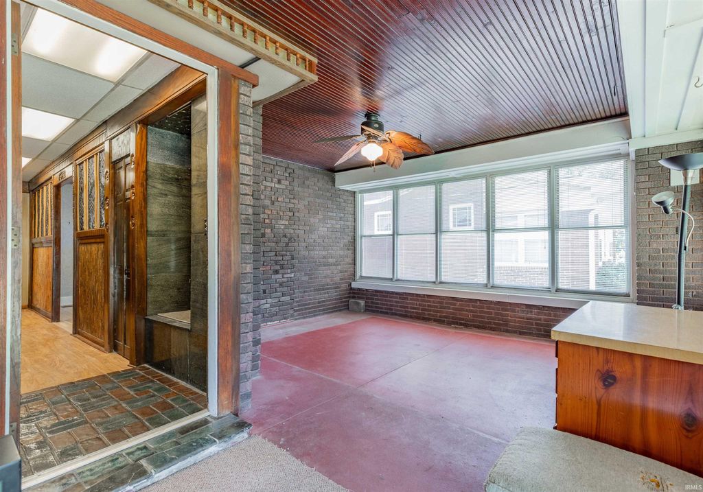 Photo of 1417 Mesker Park Drive, Evansville, IN 47720 (MLS # 202603671)