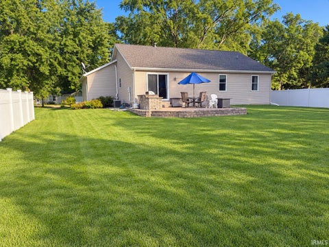 Tiny photo for 607 Parker Street, Warsaw, IN 46580 (MLS # 202641922)
