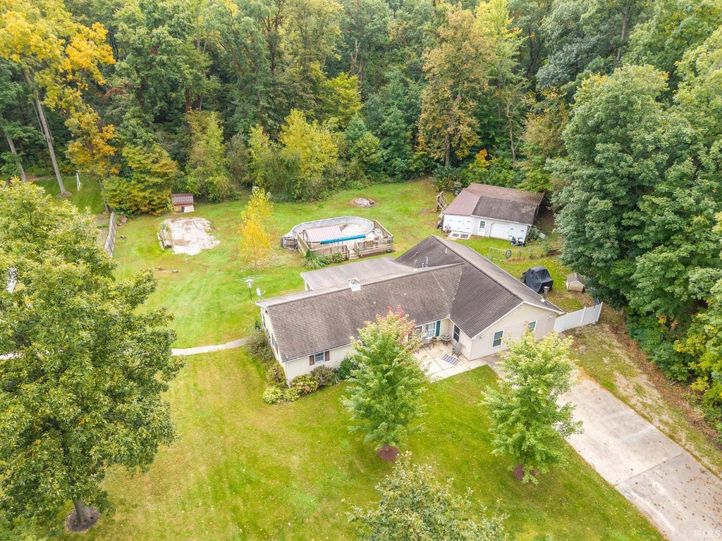 Photo of 6655 N 550 W, Shipshewana, IN 46565 (MLS # 202642136)