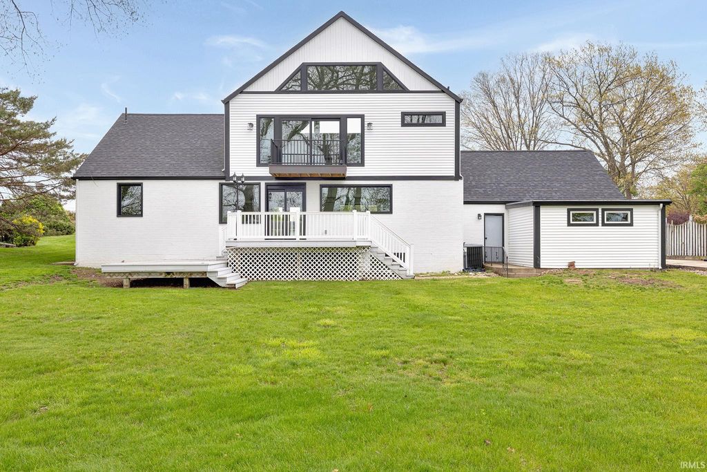 Photo of 55981 Riverdale Drive, Elkhart, IN 46514 (MLS # 202617432)