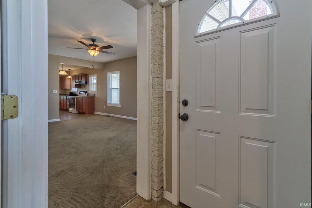 Photo of 645 S Fares Avenue, Evansville, IN 47714 (MLS # 202620689)
