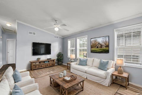 Tiny photo for 3608 Naples Court, Elkhart, IN 46514 (MLS # 202633300)