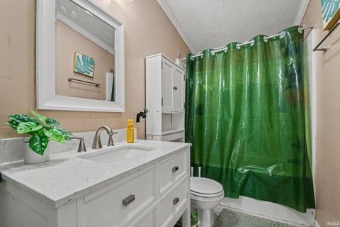 Tiny photo for 3608 Naples Court, Elkhart, IN 46514 (MLS # 202633300)