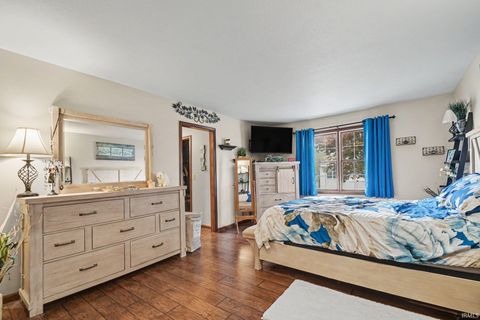 Tiny photo for 56235 Hollingshead Drive, Mishawaka, IN 46545 (MLS # 202618744)