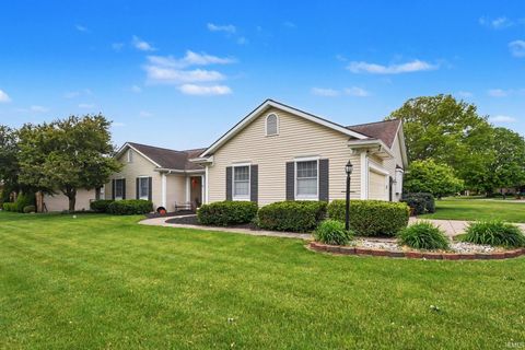Tiny photo for 56235 Hollingshead Drive, Mishawaka, IN 46545 (MLS # 202618744)