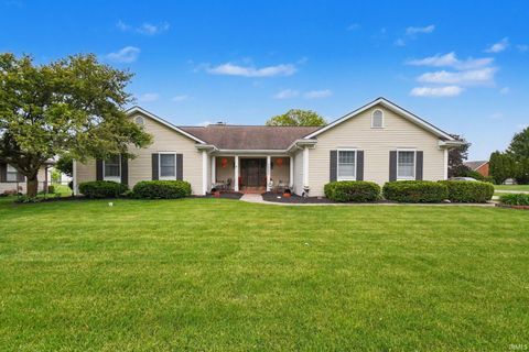 Photo of 56235 Hollingshead Drive, Mishawaka, IN 46545 (MLS # 202618744)