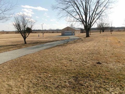 Photo of 1593 W 200 North, Peru, IN 46970 (MLS # 202605639)