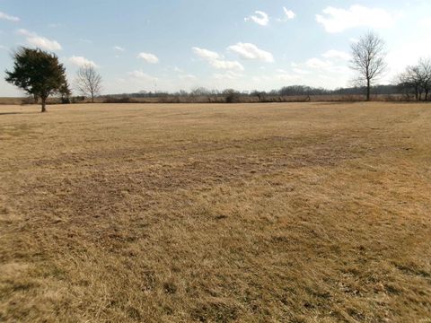 Tiny photo for 1593 W 200 North, Peru, IN 46970 (MLS # 202605639)