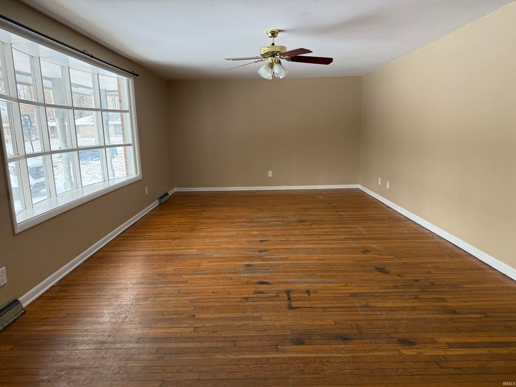 Photo of 4308 W Burton Drive, Muncie, IN 47304 (MLS # 202605739)