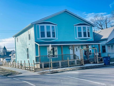 Photo of 822 S Branson Street, Marion, IN 46953 (MLS # 202606098)