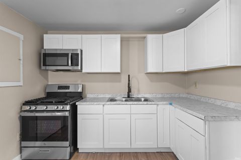 Tiny photo for 1606 N Lindsay Street, Kokomo, IN 46901 (MLS # 202613769)