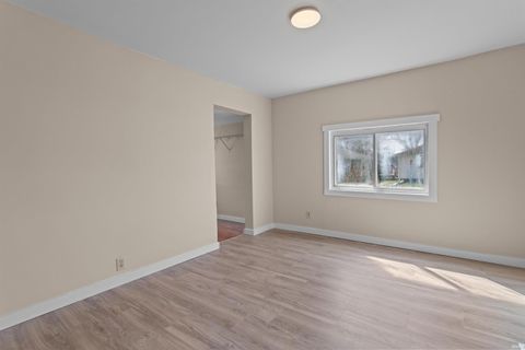 Tiny photo for 1606 N Lindsay Street, Kokomo, IN 46901 (MLS # 202613769)