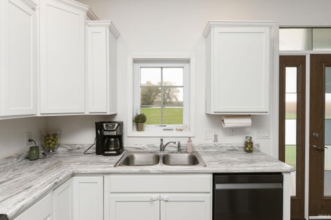 Tiny photo for 9488 S 200 E, Bunker Hill, IN 46914 (MLS # 202643191)