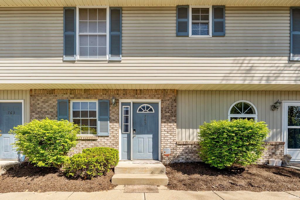 Photo of 765 E Sherwood Hills Drive, Bloomington, IN 47401 (MLS # 202614967)