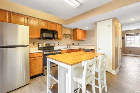 Photo of 765 E Sherwood Hills Drive, Bloomington, IN 47401 (MLS # 202614967)