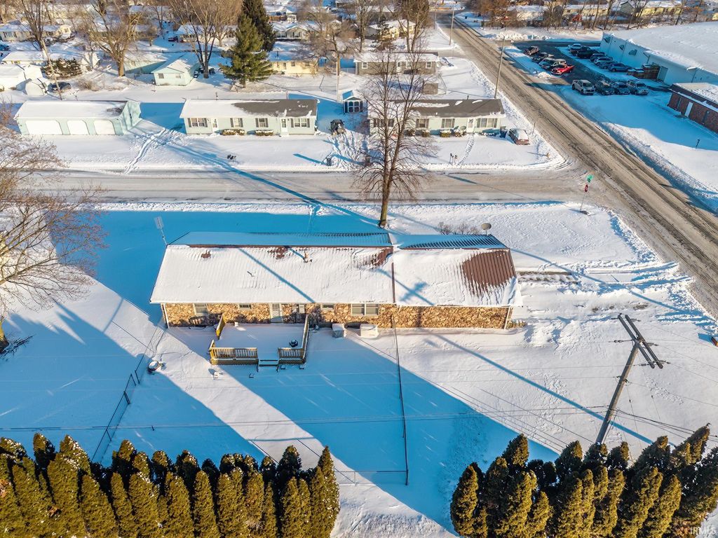 Photo of 1501 Dot Street, Warsaw, IN 46580 (MLS # 202602982)