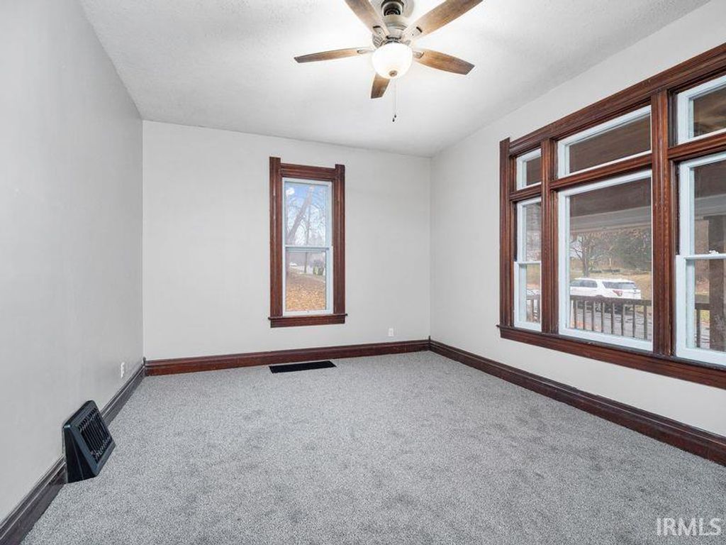 Photo of 568 Buchanan Street, Huntington, IN 46750 (MLS # 202548082)