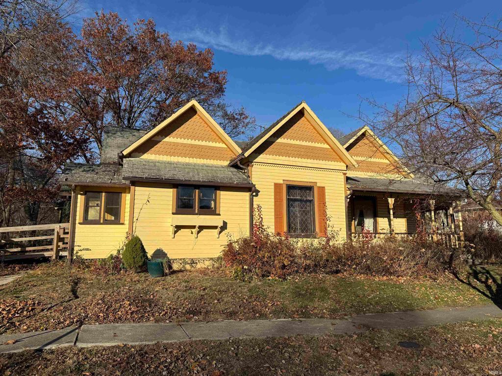 Photo of 408 E 7th Street, North Manchester, IN 46962 (MLS # 202547060)