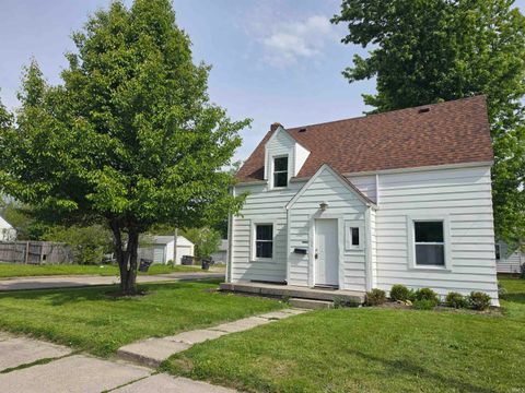 Photo of 1415 Baxter Street, Fort Wayne, IN 46806 (MLS # 202618478)