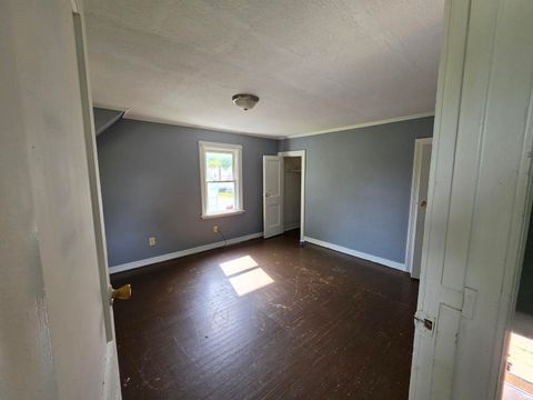 Tiny photo for 1415 Baxter Street, Fort Wayne, IN 46806 (MLS # 202618478)