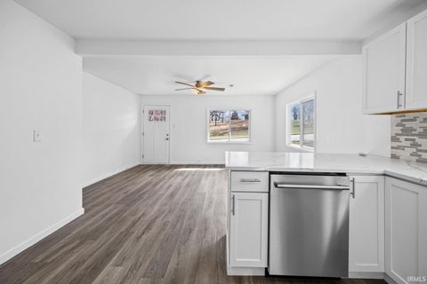 Tiny photo for 500 N 18th Street, Lafayette, IN 47904 (MLS # 202609185)