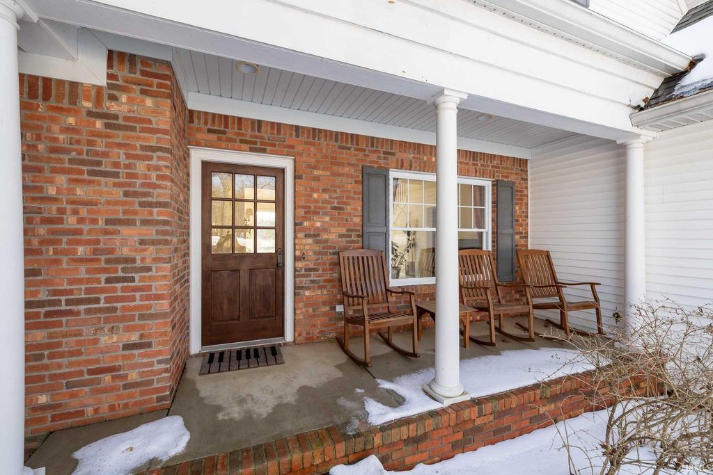 Photo of 6404 N Braksway Drive, Bloomington, IN 47408 (MLS # 202604334)