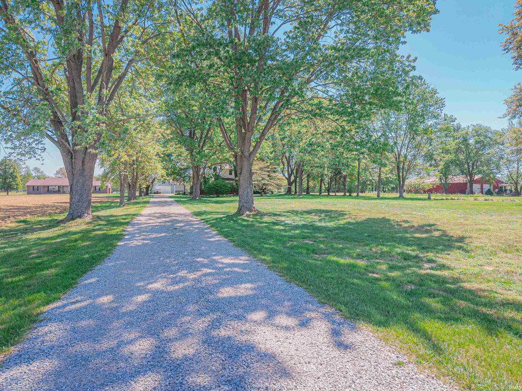 Photo of 3700 Bullocktown Road, Boonville, IN 47601 (MLS # 202614593)