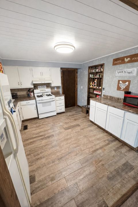 Tiny photo for 1104 Crestview Drive, Angola, IN 46703 (MLS # 202612522)