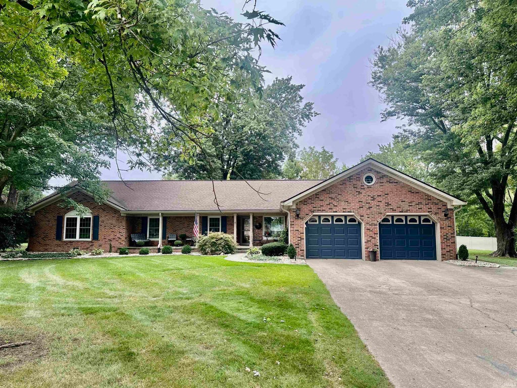 Photo of 4 Fireside Court, Frankfort, IN 46041 (MLS # 202638923)