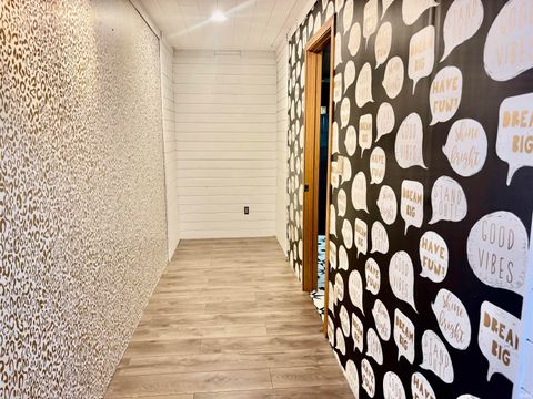 Tiny photo for 304 Georgian Lane, Logansport, IN 46947 (MLS # 202549374)