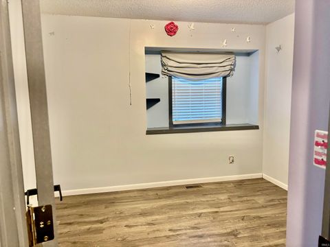 Tiny photo for 304 Georgian Lane, Logansport, IN 46947 (MLS # 202549374)