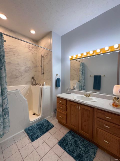 Tiny photo for 11624 W Briarwood Drive, Monticello, IN 47960 (MLS # 202621723)