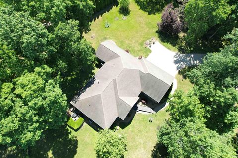 Tiny photo for 11624 W Briarwood Drive, Monticello, IN 47960 (MLS # 202621723)